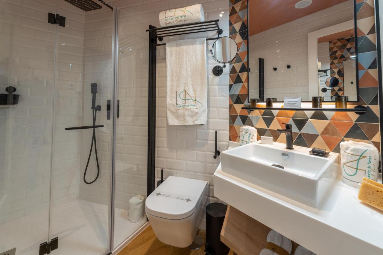 La Puerta de Nerja Hostal Boutique-Adults Recommended Extérieur photo