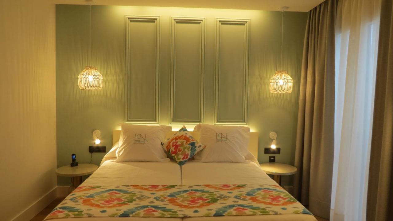 La Puerta de Nerja Hostal Boutique-Adults Recommended Extérieur photo